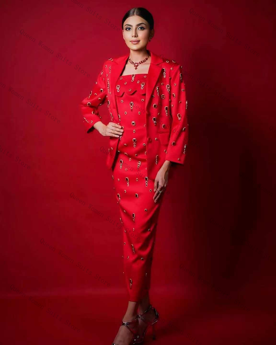 Luxury Red Crystals Women Suit - Women Formal Wear With Skirt recensie en prijs