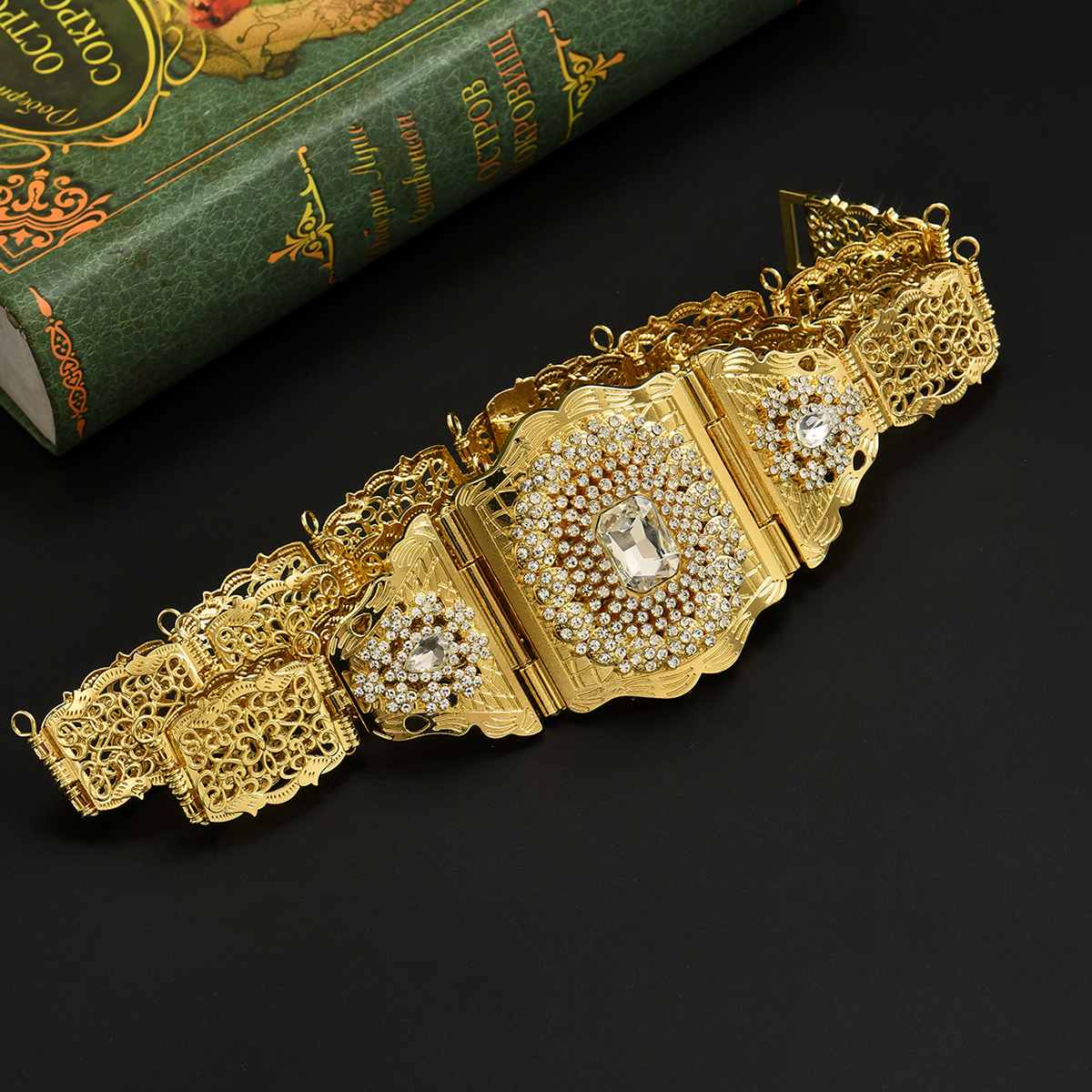 2pcs Classic Filigree Rhinesto - Women Formal Wear Ethnic recensie en prijs