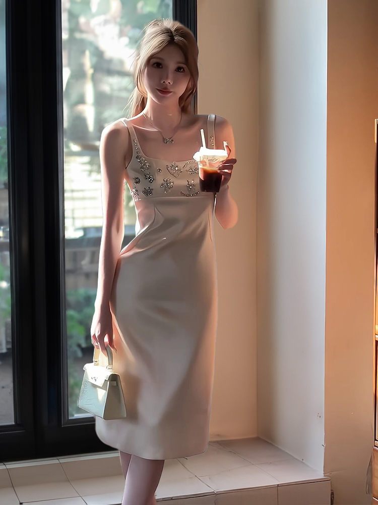 Elegant Heavy Work Satin Eveni - Women Formal Wear With Skirt recensie en prijs